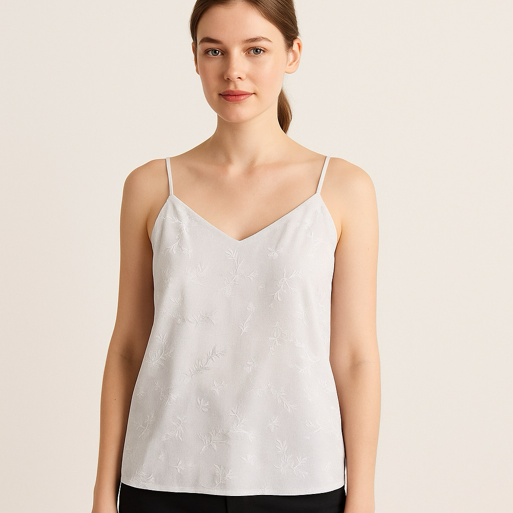 เสื้อสายเดี่ยวสีเทา​สไตล์มินิมอล แบรนด์ IKLIM สายปรับได้