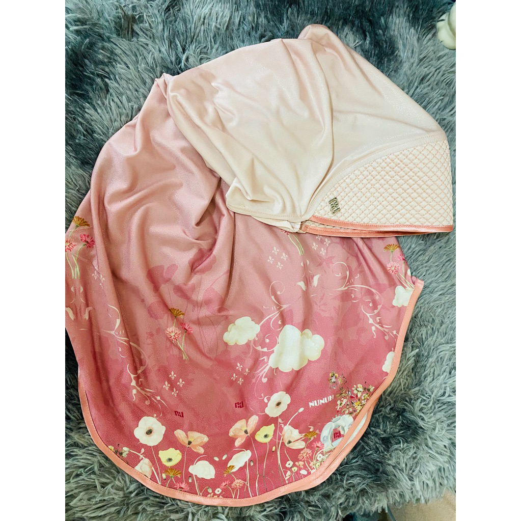 ผ้าคลุม Nunuh มือสองM ไม่มีตำหนิ