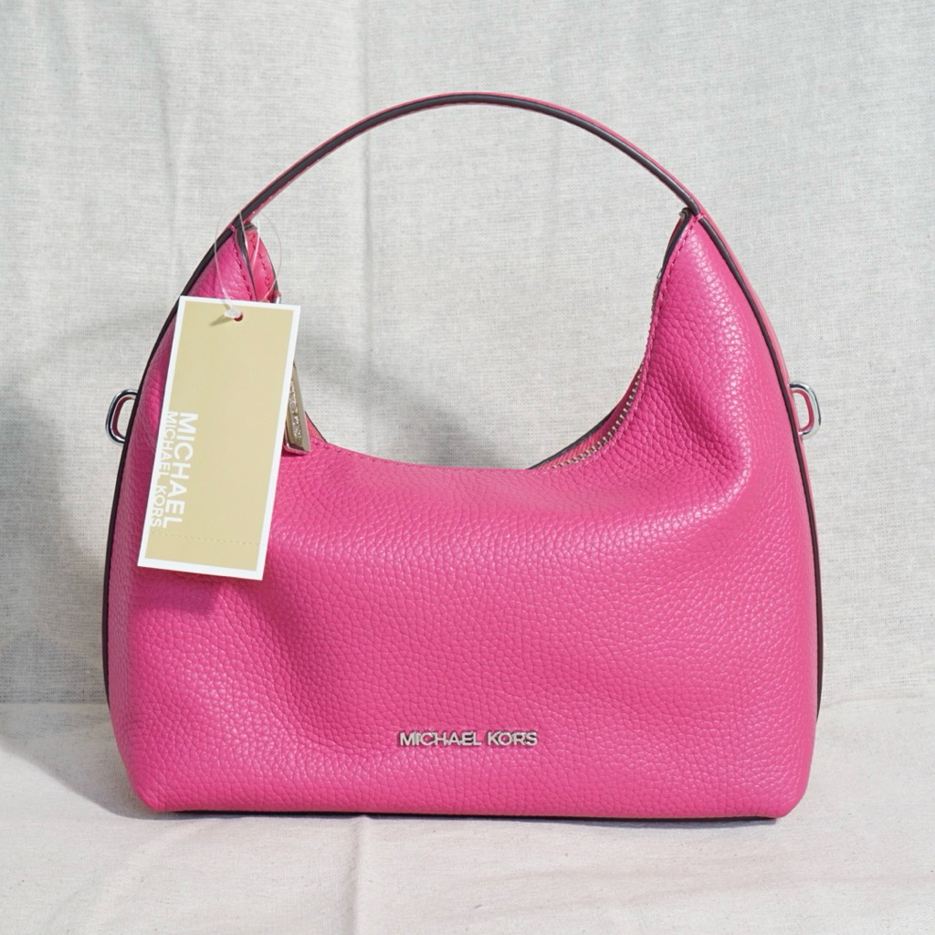 แท้💯มือ 1🌟พร้อมส่ง🛼 กระเป๋าสะพายข้าง Michael Kors Ember Small Crossbody Bag  Dragonfruit Pink Leathe