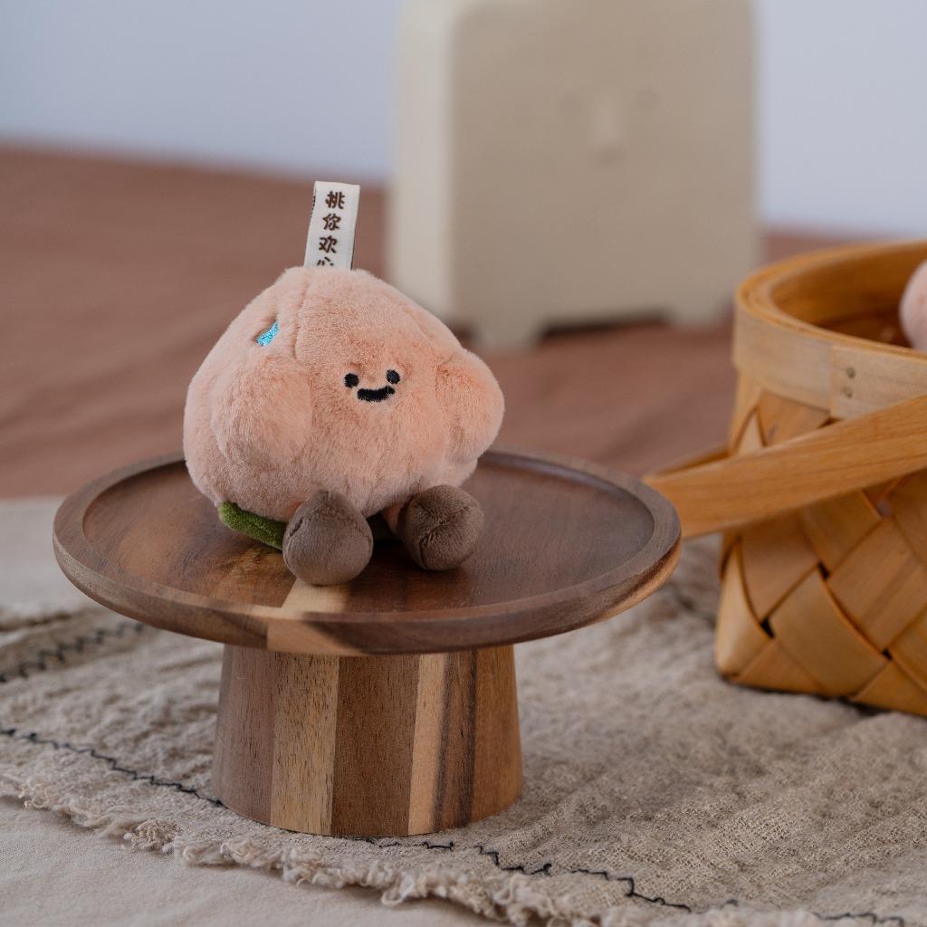 【logaloga】พีช  ตุ๊กตาขนฟู จี้กระเป๋า พวงกุญแจ ของขวัญวันเกิดสำหรับผู้ชายและผู้หญิง