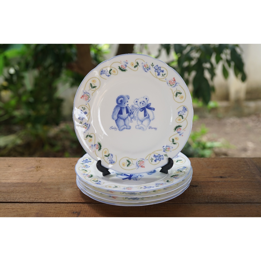 Teddy Nikko Japan ceragio จานข้าว