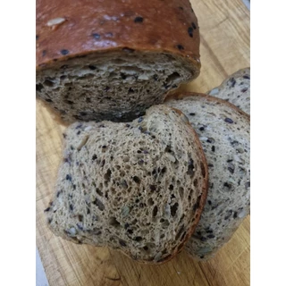 ขนมปังคีโตมัลติเกรน MULTIGRAIN KETO BREAD 100% ขนาดใหญ่ สุดคุ้ม 330 กรัม เนื้อนุ่มมากๆ เบาหวานทานได้ ไร้แป้ง ไร้น้ำตาล ล