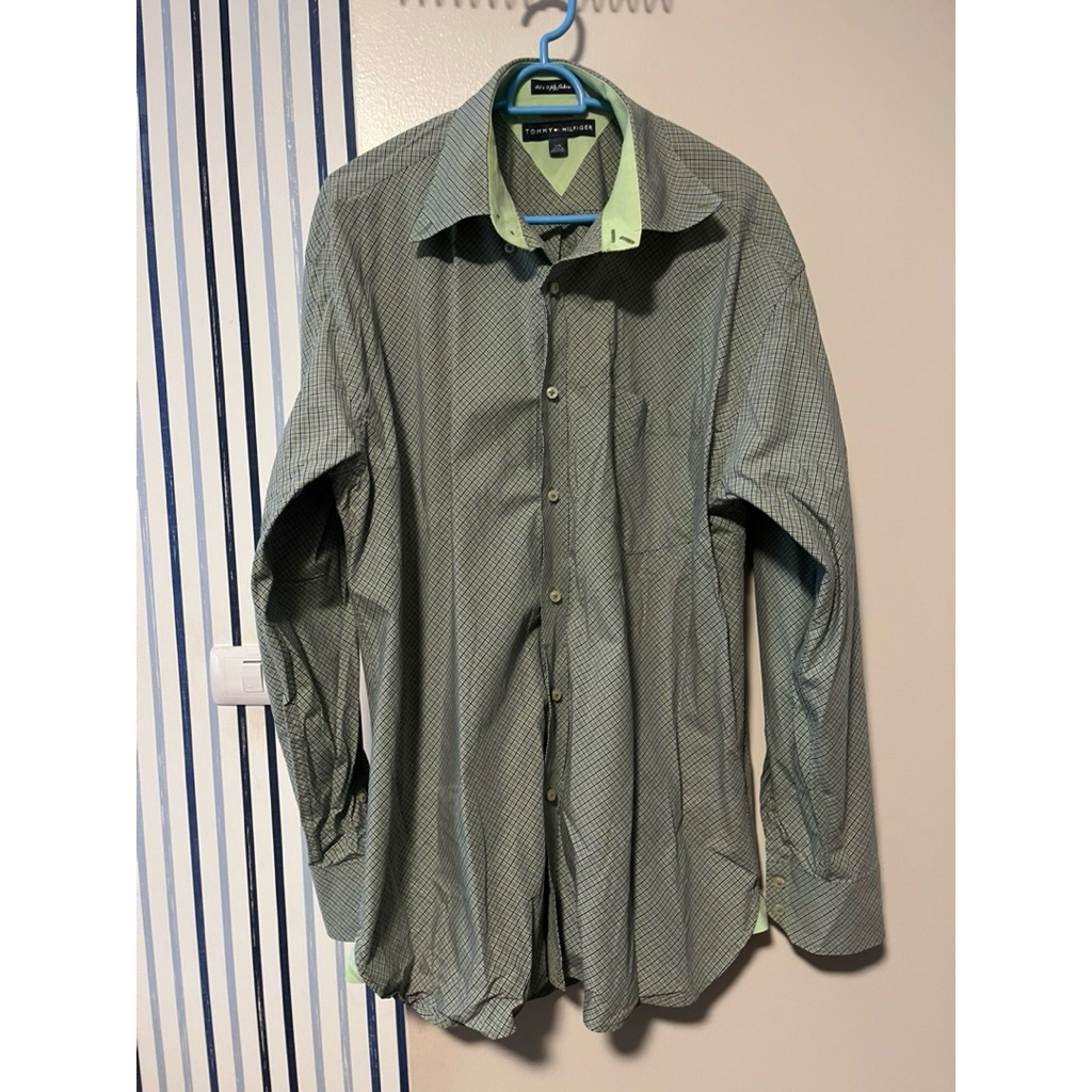 เสื้อเชิ้ต แบรนด์ Tommy Hilfiger แท้ อก 48 นิ้ว มือสอง ใหม่มาก
