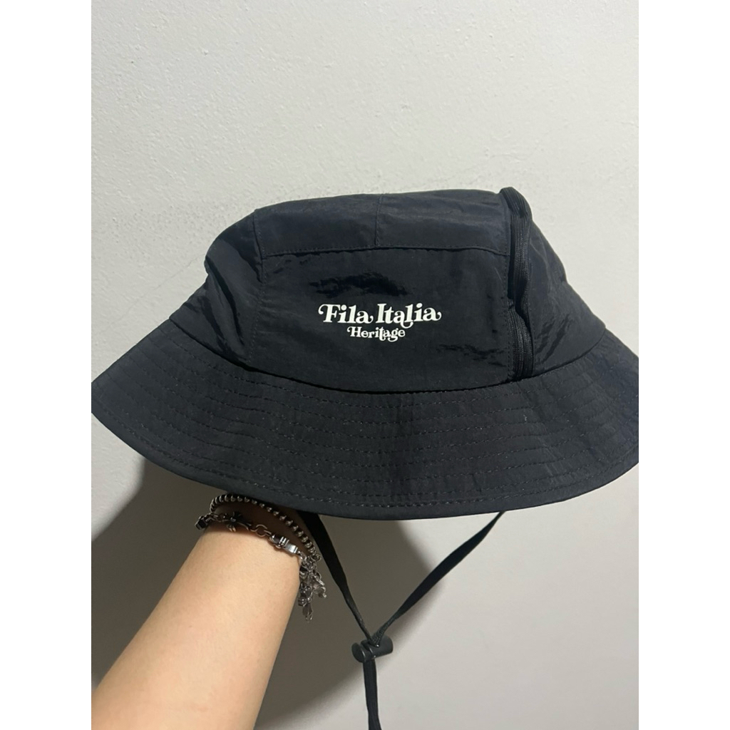 หมวกบักเก็ต  FILA มือ 1 ไม่เคยใช้