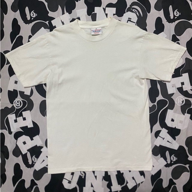 เสื้อยืด Hiptrack คอฟิต