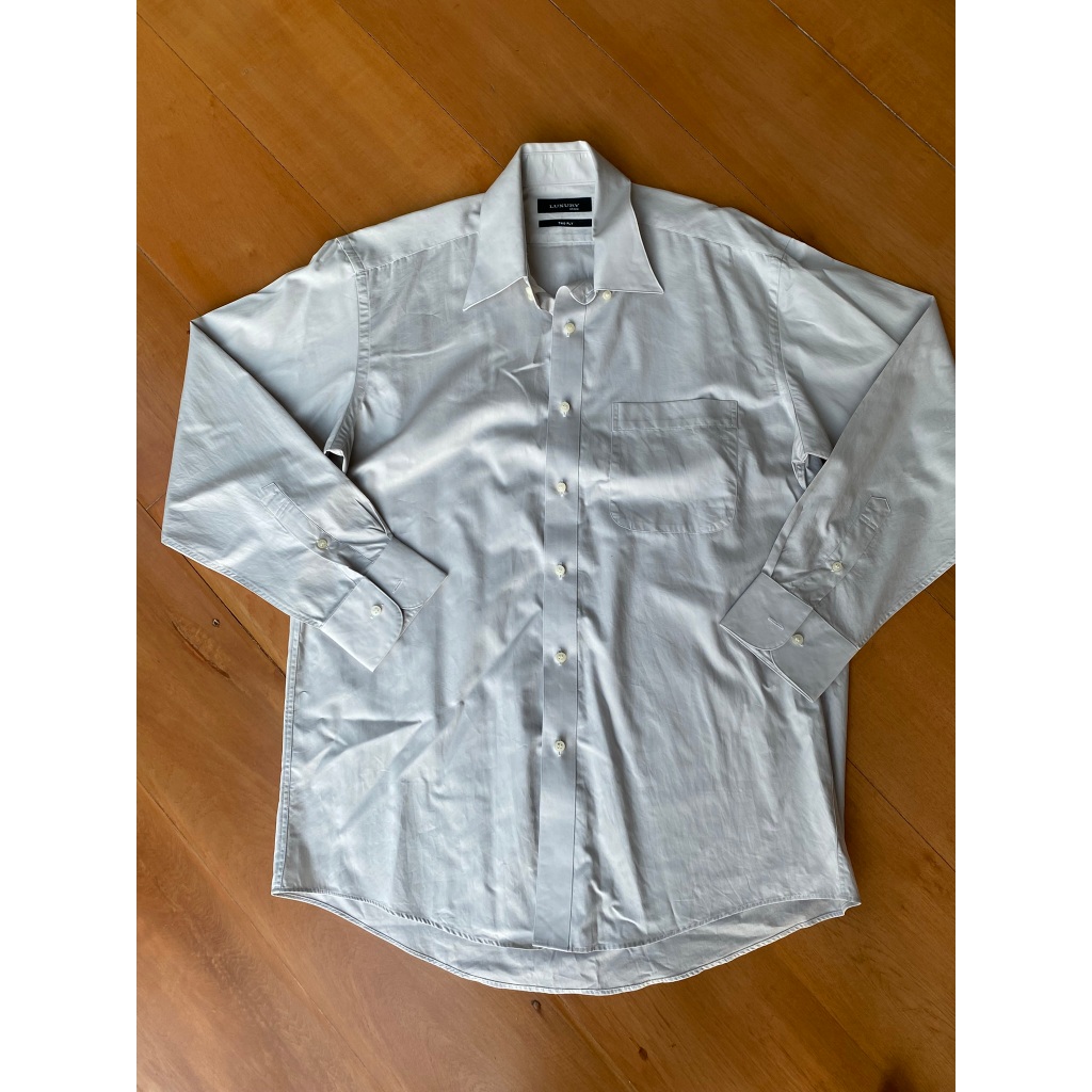 SFARE แท้ 100% เสื้อเชิ๊ตแขนยาวมีปก สีเทาอ่อน