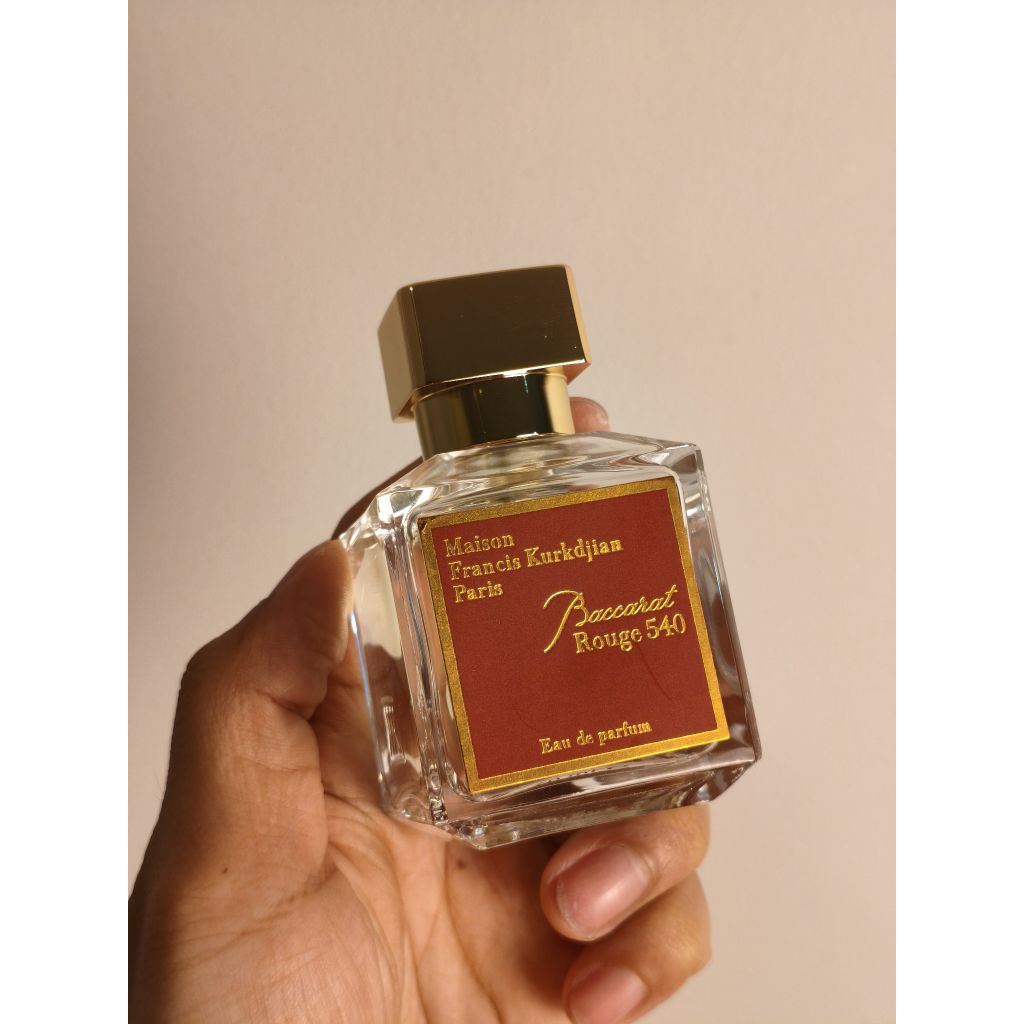 น้ำหอมแท้(MFK)กลิ่นหวานหอมติดตลอดทั้งวัน