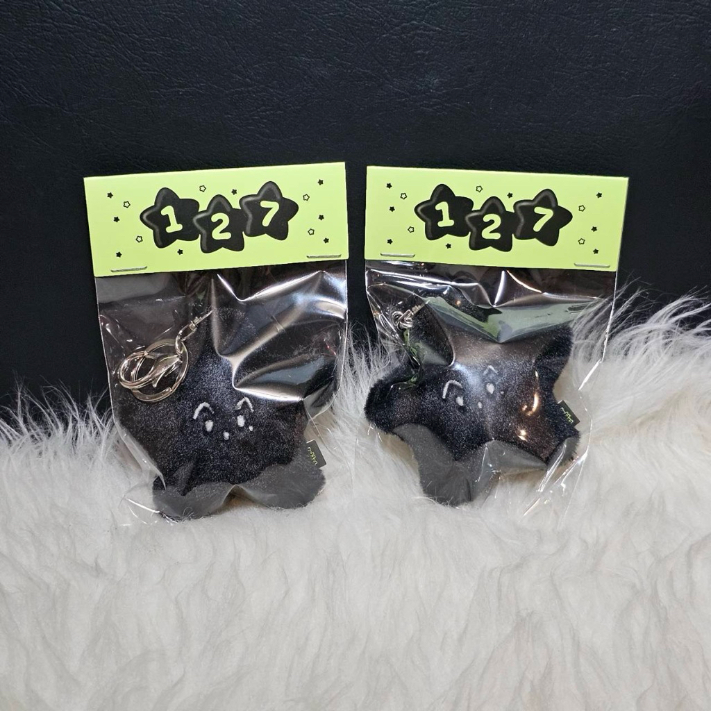 [พร้อมส่ง] NCT 127 - [NEO CITY : SEOUL – THE MOMENTUM] 4TH TOUR MD / BLACK STARFISH DOLL KEYRING - M