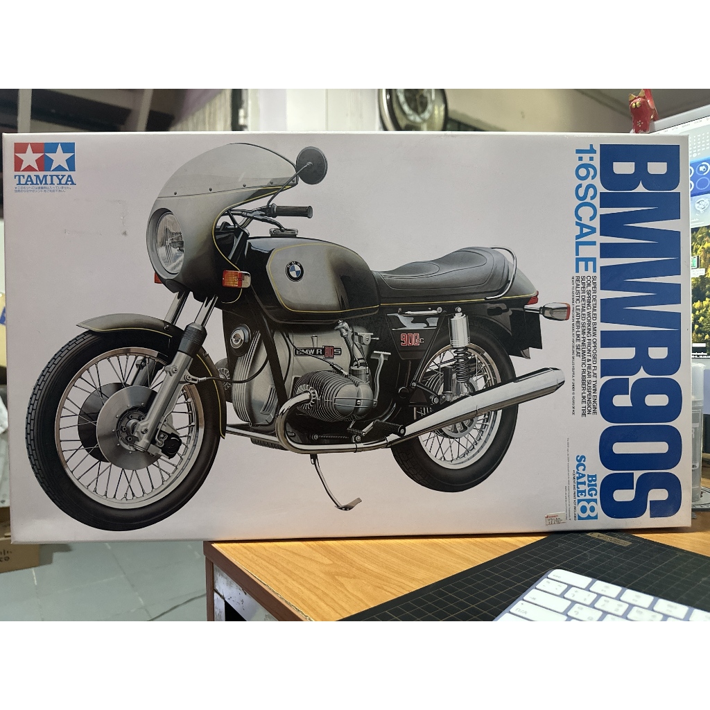 Tamiya 1/6 BMW R90S งานเก่าหายากครับดีคอลตามรูปครับ