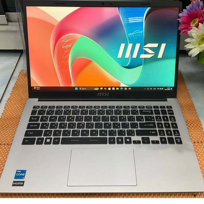 Notebook MSI Modern 15 F13MG-633TH จอ 15.6" ระดับ FHD IPS Intel Core i3-1315U Processor (Urban Silve