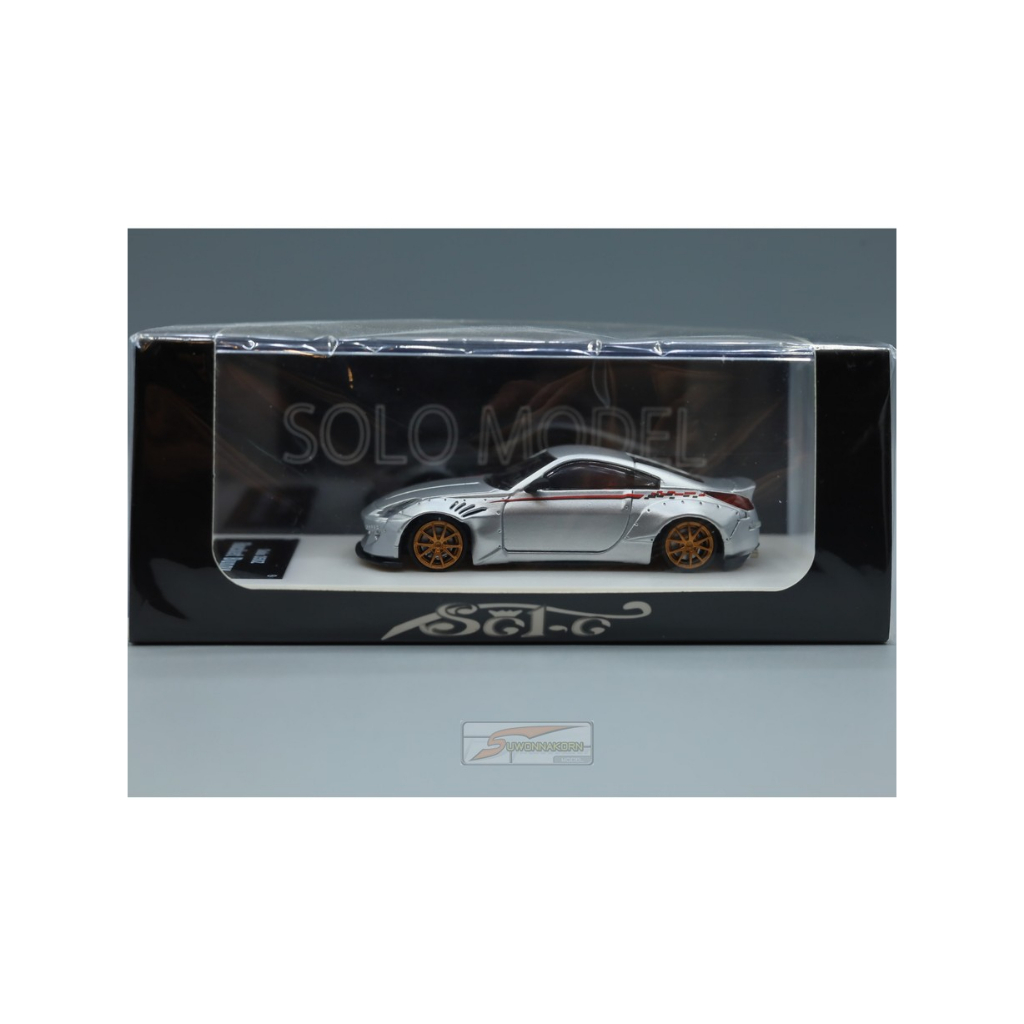 SOLO  1/64 Rocket Bunny Fairlady 350Z Silver