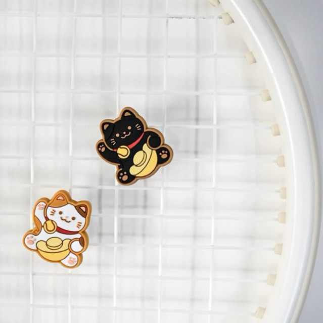 [พร้อมส่ง] Gusto Tennis dampener กันสะเทือนไม้เทนนิส ลาย Lucky Cat