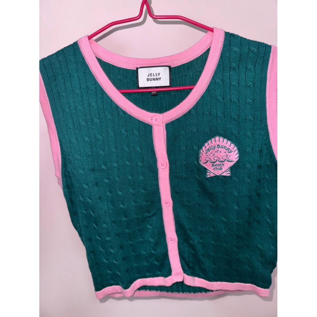 เสื้อแขนกุด jelly bunny (ลองใส่ครั้งเดียว)