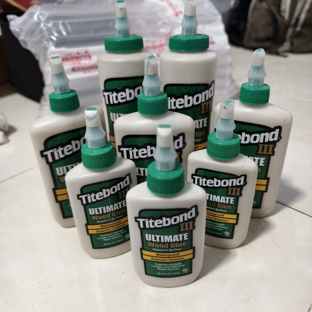กาวติดไม้ กาวทาไม้ Titebond กาวกันน้ำ อย่างดี ผลิตusa  สินค้าใหม่ มี สามขนาดให้เลือก สินค้าใหม่