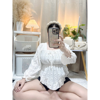 346 เสื้อสาวอวบ เอววีระบายพรางหุ่นน่ารัก ฉลุเนื้อนิ่ม :อก34-…