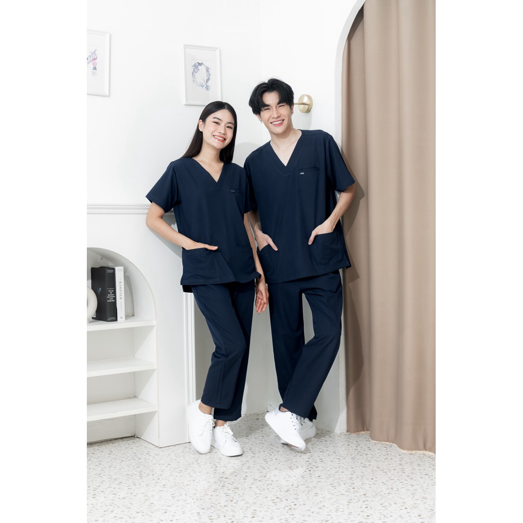 HOURS.Scrub l First Hours Collection l ชุดสครับคอวี Unisex สี Dark Navy