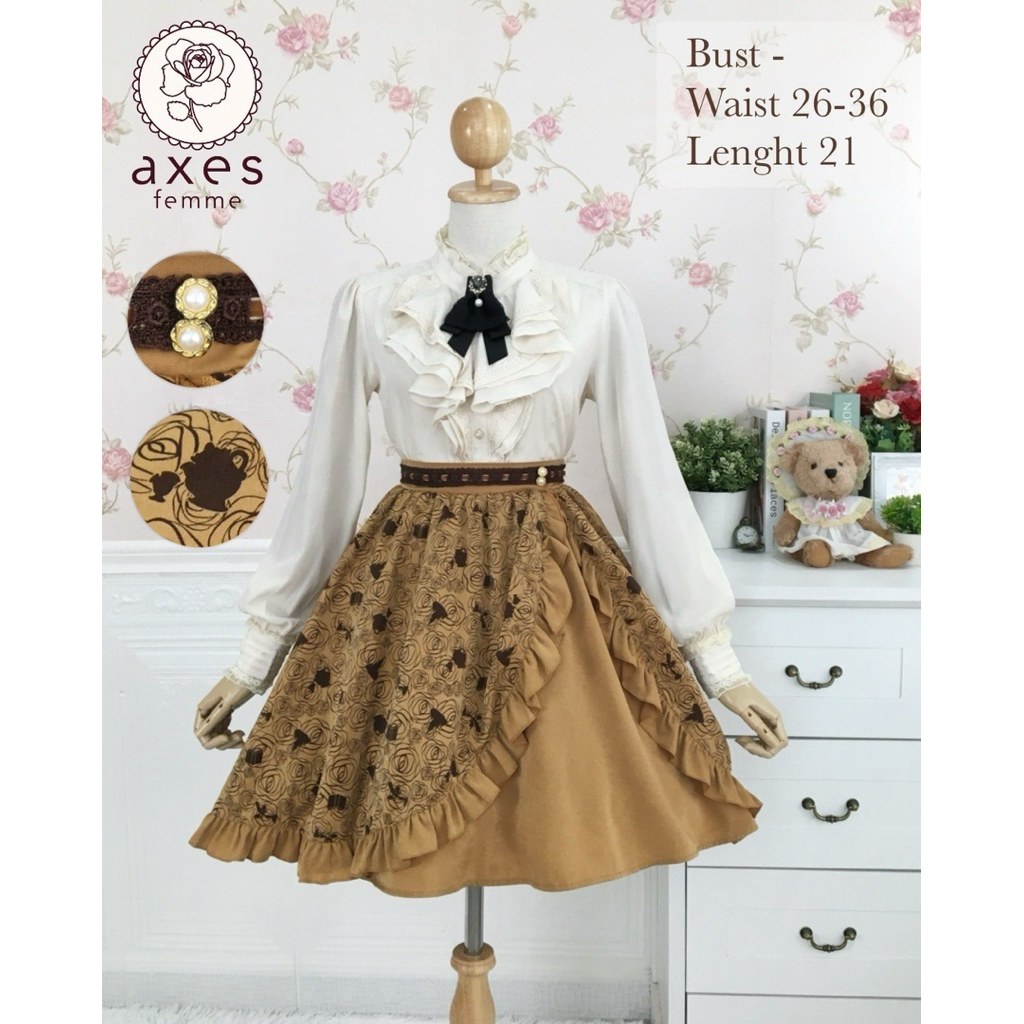 🥀Axes femme Disney Beauty and the beast กระโปรงญี่ปุ่น สินค้ามือสองนำเข้า🌹(ไม่รวมเสื้อ)