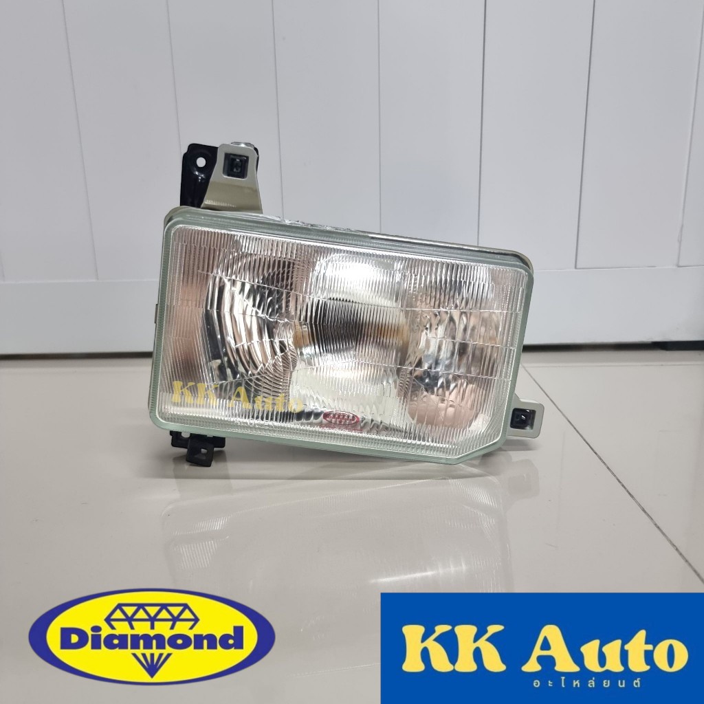 ไฟหน้า โคมไฟหน้า นิสสัน บิ๊กเอ็ม 993 ไฟหน้ามุมตัด NISSAN Big M ปี 1995-1998 ยี่ห้อ ตราเพชร Diamond