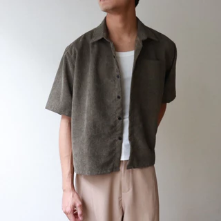 IBB CORDUROY BOXY SHIRTS เสื้อเชิ้ตแขนสั้นผ้าลูกฟูกทรงบ็อคซี่