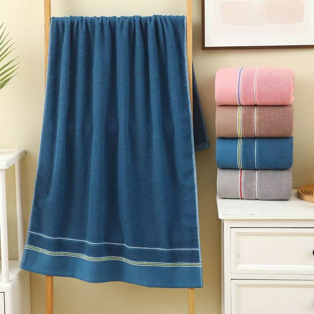 ผ้าขนหนูอาบน้ำ ฝ้ายแท้100% ผ้าขนหนูหนา ผ้าเช็ดตัว ผ้าเช็ดตัวผ้าฝ้ายแท้ ผ้าอย่างดี ดูดซับน้ําได้ดี ไม่เป็นขุย 140*70CM - รูปที่ 2