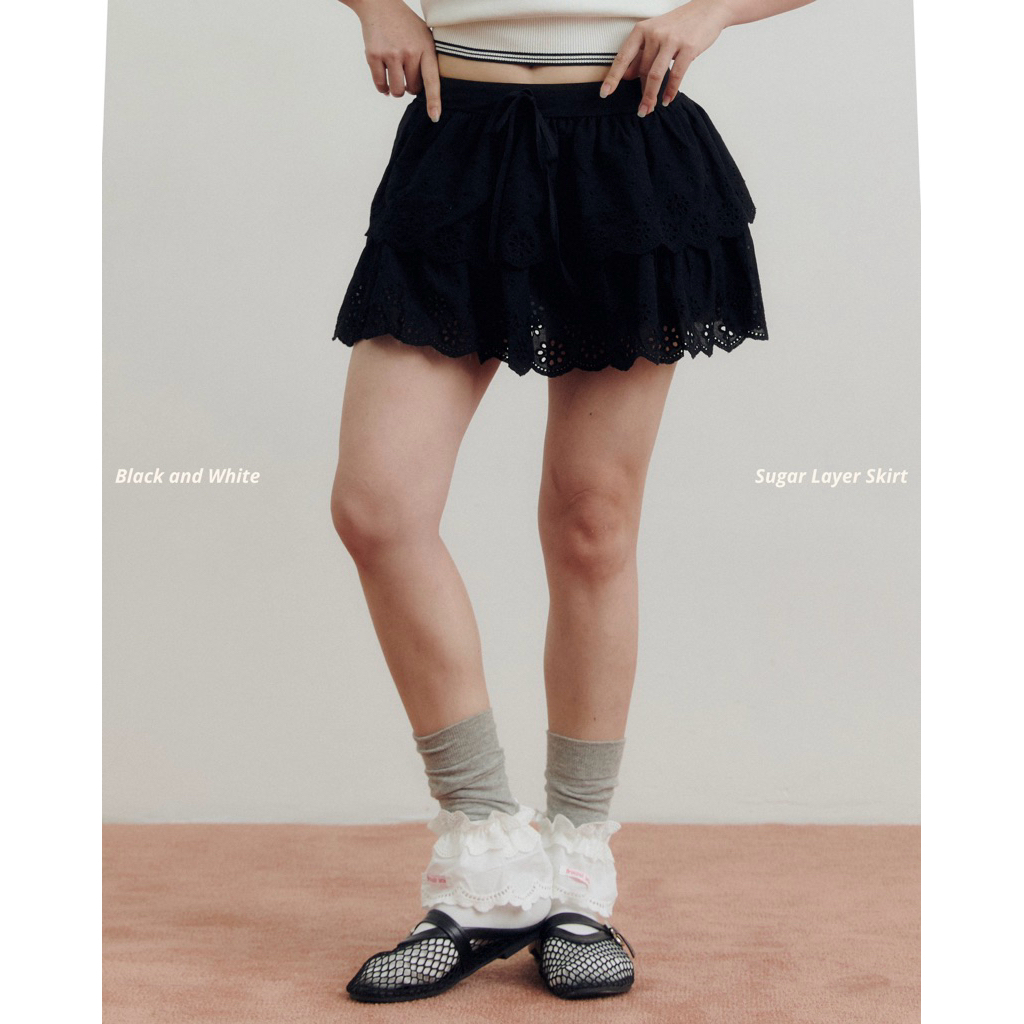 MALISTA - Sugar layer skirts  กระโปรงกางเกงลูกไม้