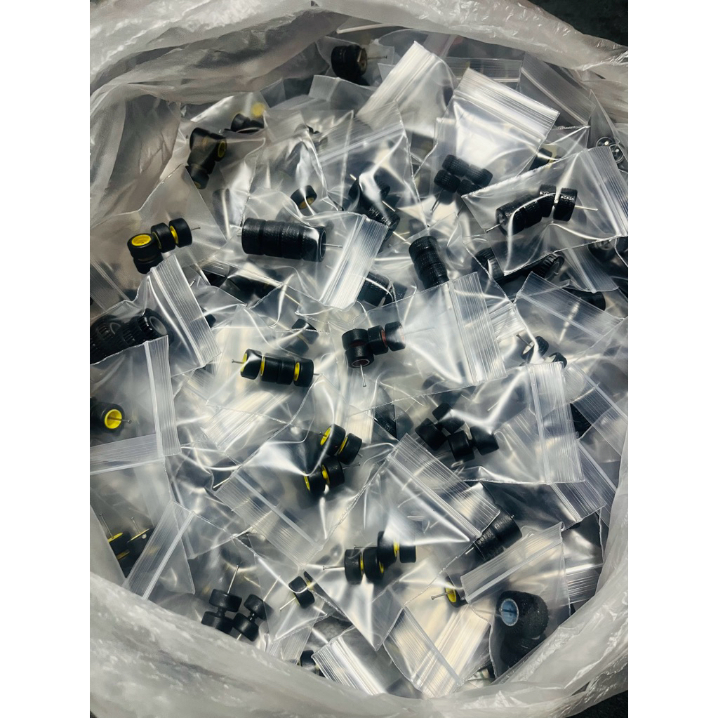 ส่งจากไทย ล้อโมเดลรถจัดส่งแบบสุ่มลาย15ชุด เลือกลายไม่ได้ สเกลขนาด1:64ทั้งหมด