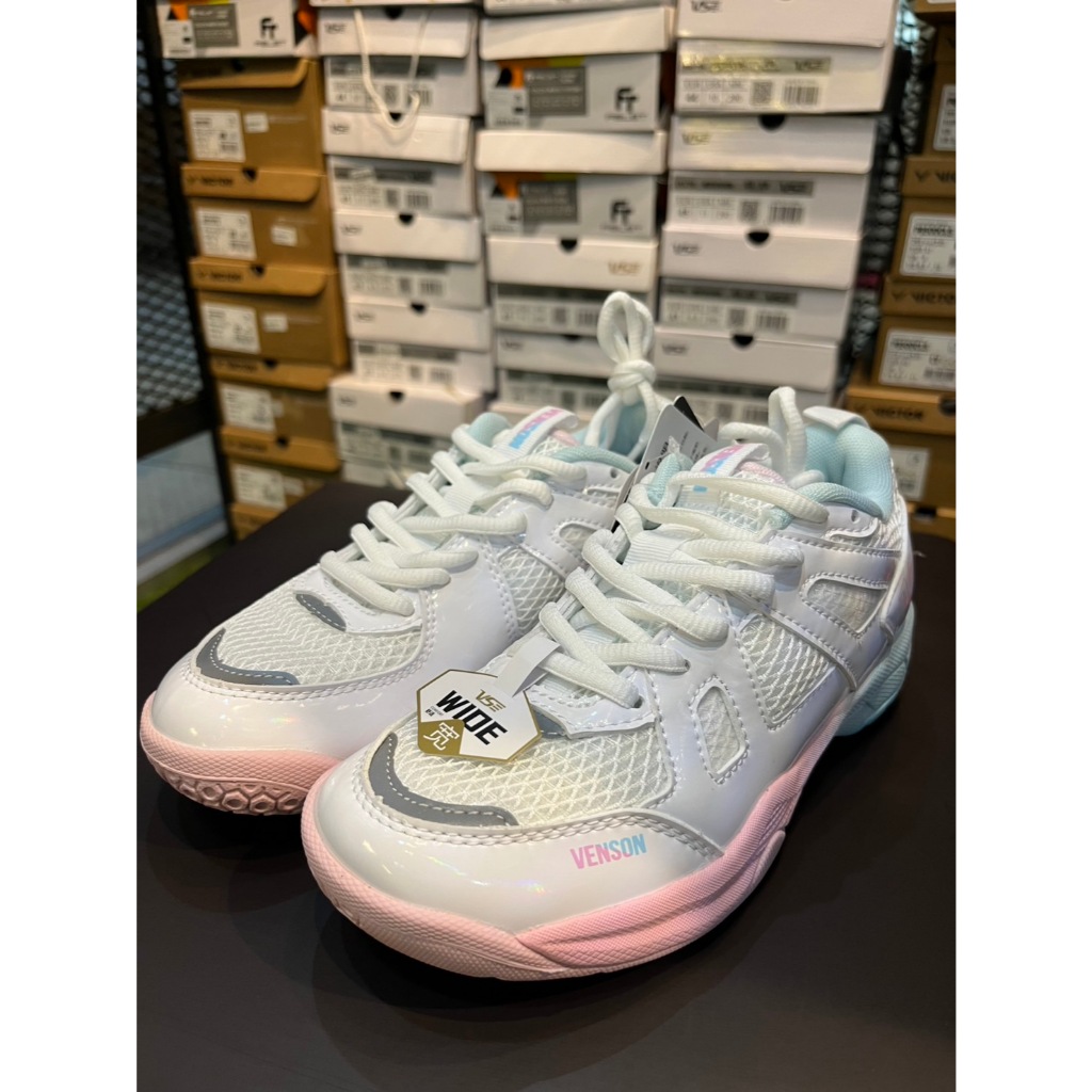 VS รองเท้ากีฬาแบดมินตัน รุ่น VS166