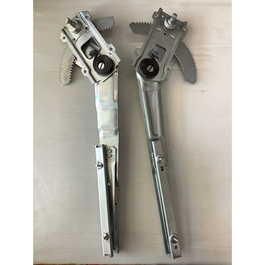 เฟืองยกกระจก CW430,NISSAN