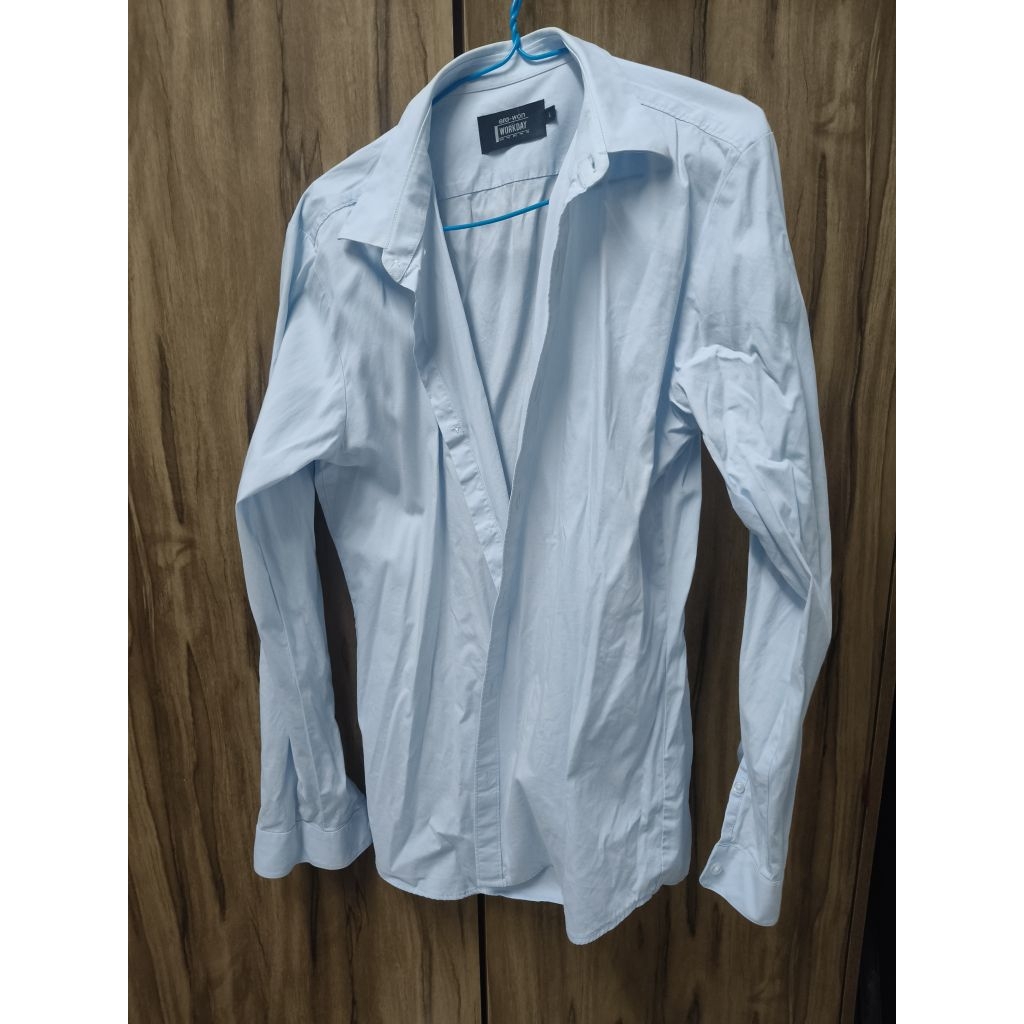 เสื้อเชิ้ตมือสอง erawon สีฟ้าอ่อน อก 36 นิ้ว