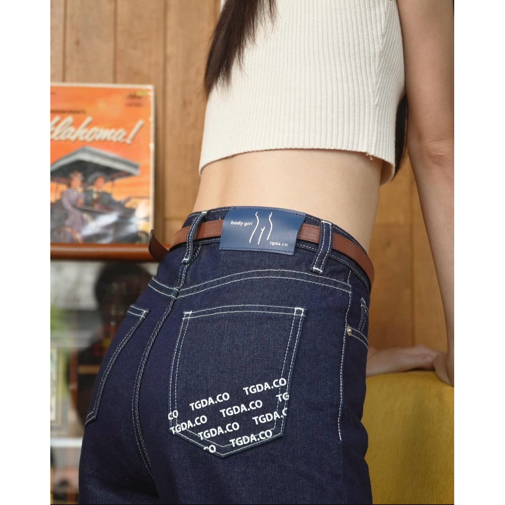 ส่งต่อของใหม่ 🍡 Tgda.co : กางเกงยีนส์ Body Girl : Maxwell Jeans
