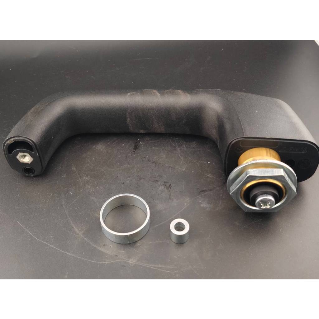 มือจับประตู รถไถนิวฮอลเเลนด์ รุ่นT6050 T6020 T6070