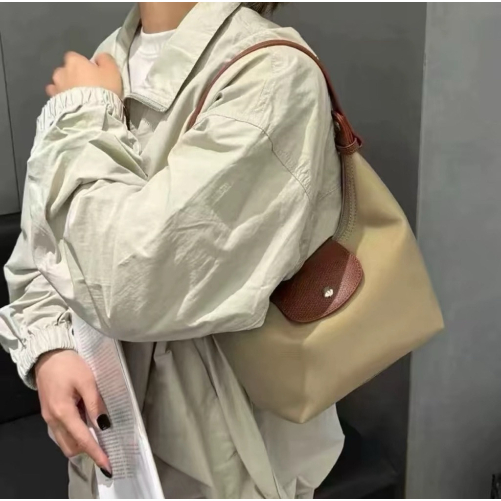 กระเป๋าสะพายข้าง งานผ้าไนล่อน สายหนัง ขนาด 8 นิ้ว***สินค้าพร้อมส่งในไทย ราคา ถูกที่สุด ดีลบีเคเค แกลเลอรีภาพที่ 2