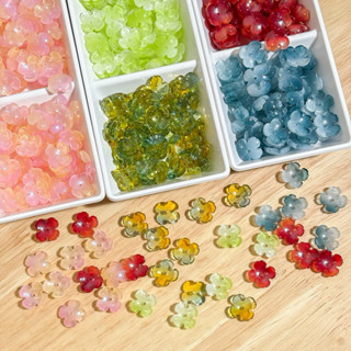 (พร้อมส่งจากไทย)ลูกปัดดอกไม้แก้ว ดอก4กลีบ 10pcs