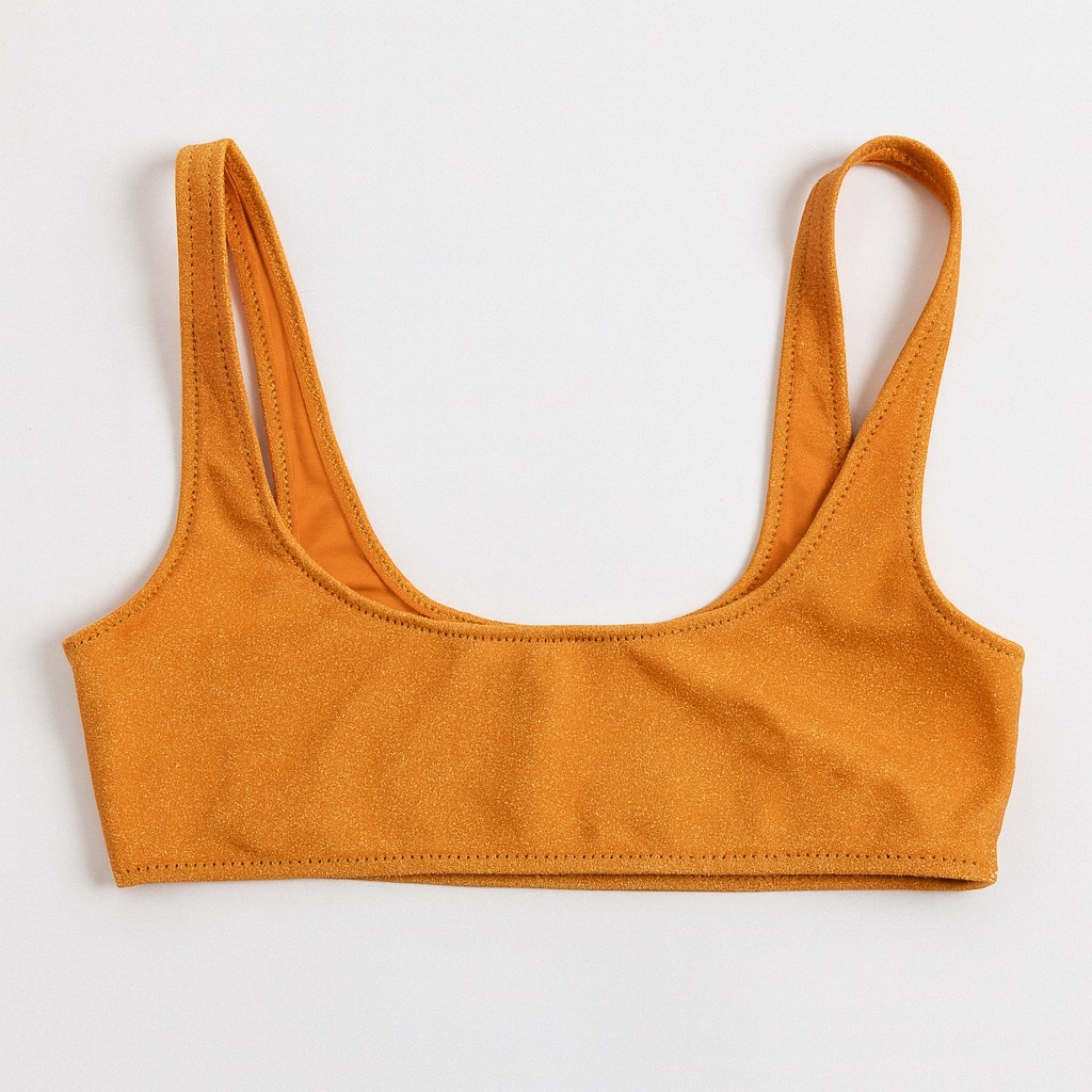 บรากากเพชรวิ้งวิ้ง บราบน Kendall and Kylie • High Waisted Bikini