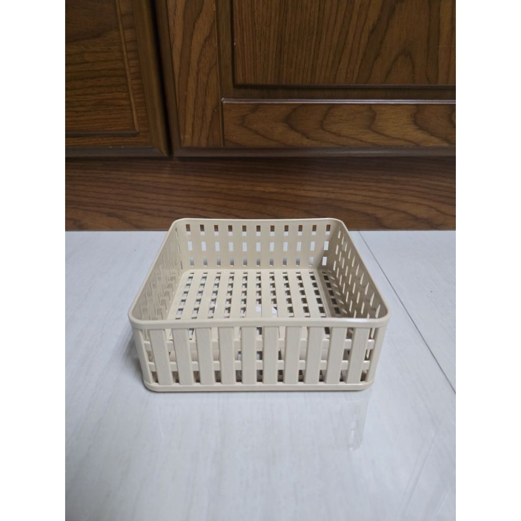 ตะแกรงสี่เหลี่ยมลายไม้ ตะกร้าลายหวายใส่ของ No.586(6ใบ/ 12ใบ) - รูปที่ 6