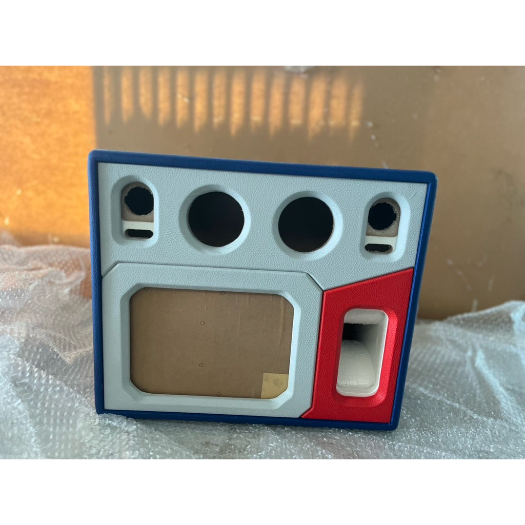 ตู้ลำโพงDIYหุ้มหนังกระแทกข้าง ซับ6.5“/1ดอก กลาง3“/2ดอก แหลม 2”/2ดอก พร้อมอะคิริคหน้า