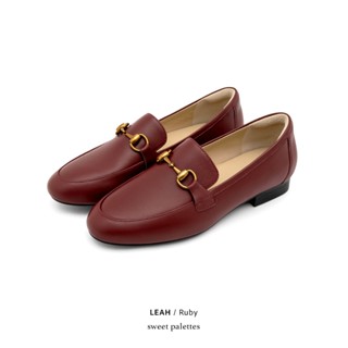 Sweet Palettes รองเท้าหนังแกะ Leah Ruby
