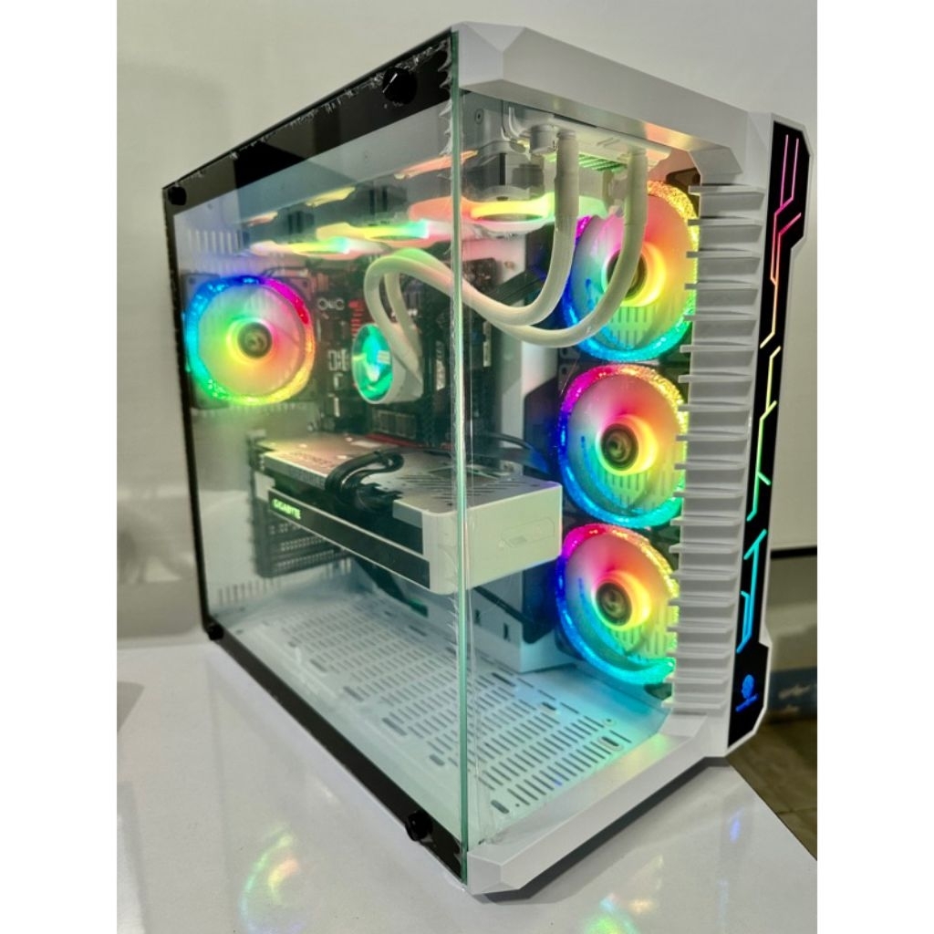 คอมพิวเตอร์มือสอง(เจ้าของขายเอง) i5 13400f / RTX 3070Ti / Ram 32 GB / SSD M.2 1 TB / PSU 750W 80Plus