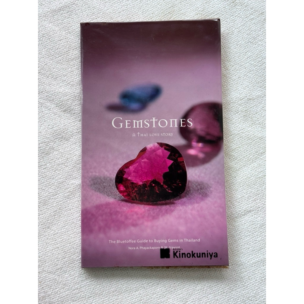 หนังสือ Gemstones a thai love story the bluetoffee guide to buying gems in thailand-Nora A. Phyackap