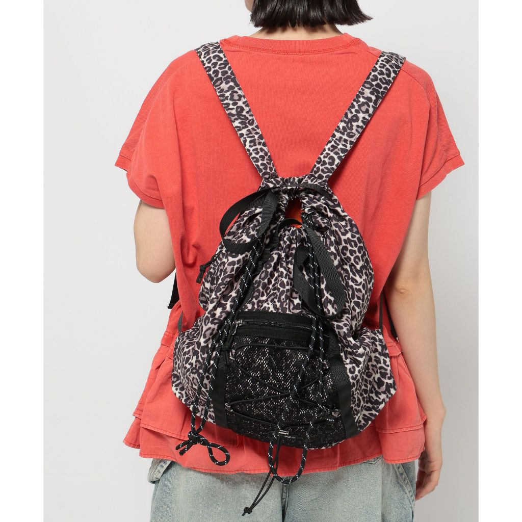 niko and ... Original mesh 2-way knapsack