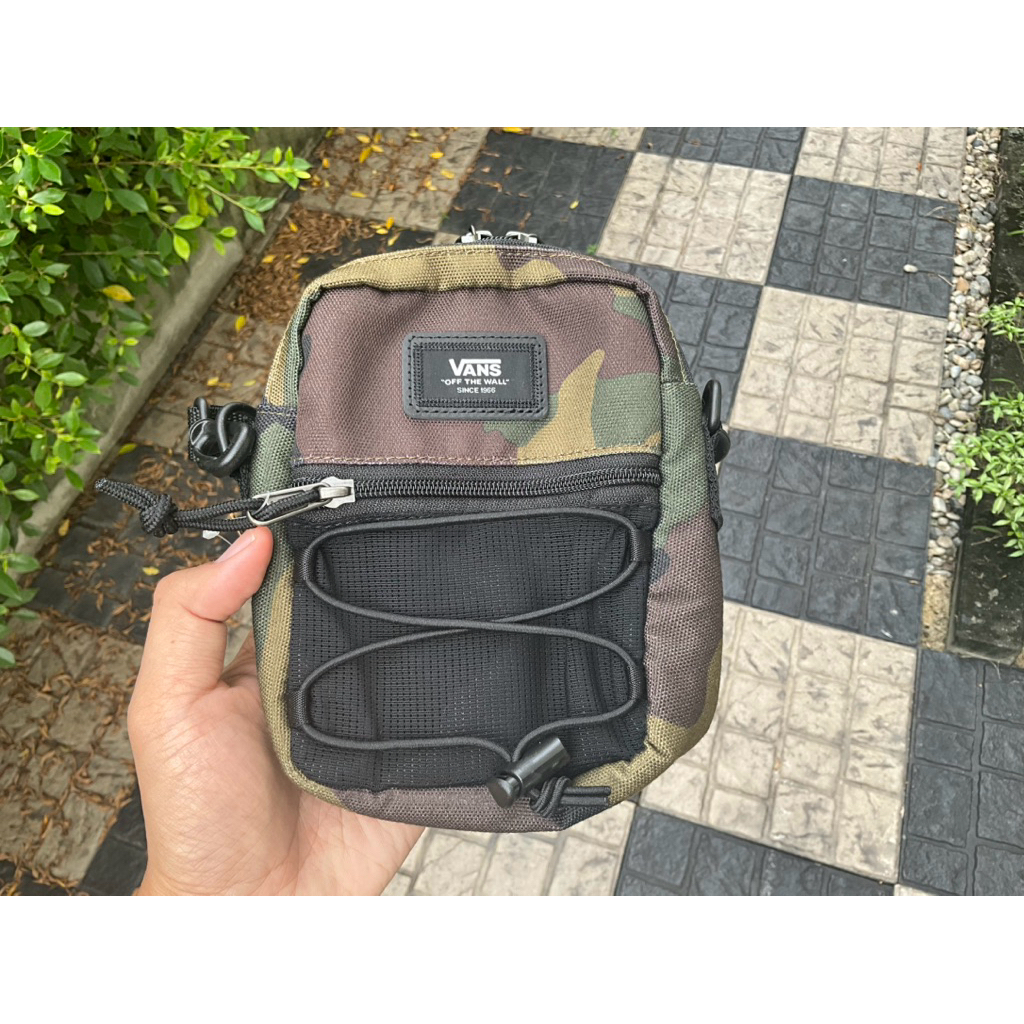 กระเป๋าสะพายข้าง Vans Bail Shoulder Bag Camo ของแท้มือ1
