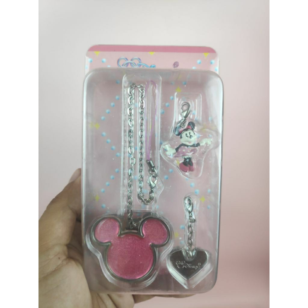 พวงกุญแจ Disney Mickey Minnie mouse 😏 รื้อแต่ละวันเจอแต่ ของไม่ซ้ำ 😏