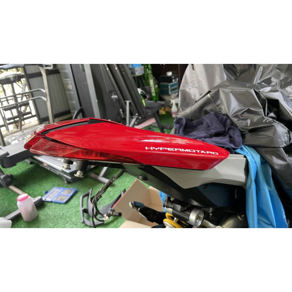 #Fairing ครอบท้าย #Ducati Hypermotard 821/939