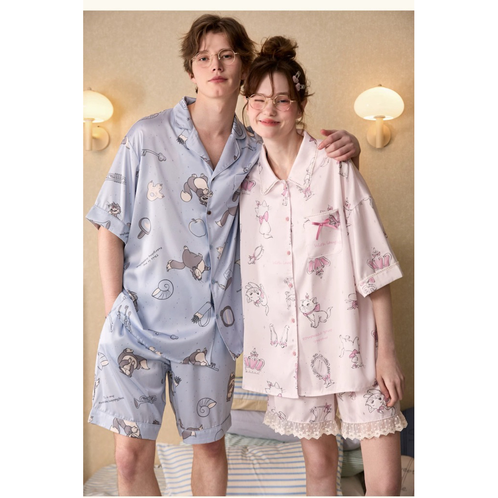 😽😻ชุดนอน GUKOO พิมพ์ลายแมวมาลี และคิดตี้ ผ้า silksatin นุ่มลื่น สวยใส่สบาย