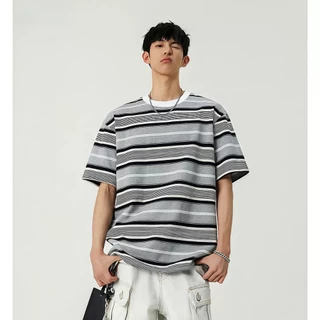 B&R เสื้อยืดแขนสั้น Short Sleeve T-Shirtคอกลม ลายทางแฟชั่น หลวมใส่สบาย ยอดนิยม