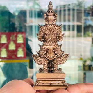 ท้าวเวสสุวรรณ แร่เหล็กน้ำพี้ ขนาดเล็ก ฐานกว้าง2นิ้วสูง4.5นิ้ว เเถมฟรีคาถาบูชา พระผงแร่เหล็กน้ำพี้ เเละทูป