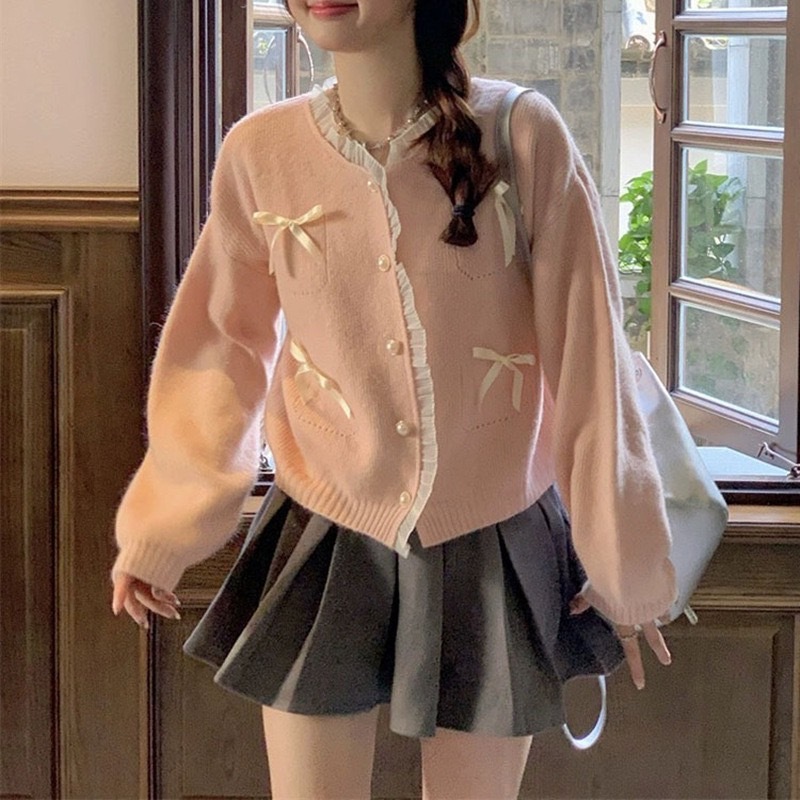 (พร้อมส่งที่ไทย#05031)เสื้อคลุมกันหนาวแฟชั่น เสื้อกันหนาวไหมพรมสุดฮิต แต่งโบว์ด้านหน้ากระดุมมุก ผ้านุ่มทรงสวยใส่สบายมาก