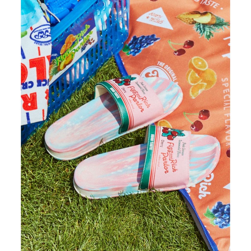 niko and ... [FIZZ&RICH PARLOR] Shower sandals