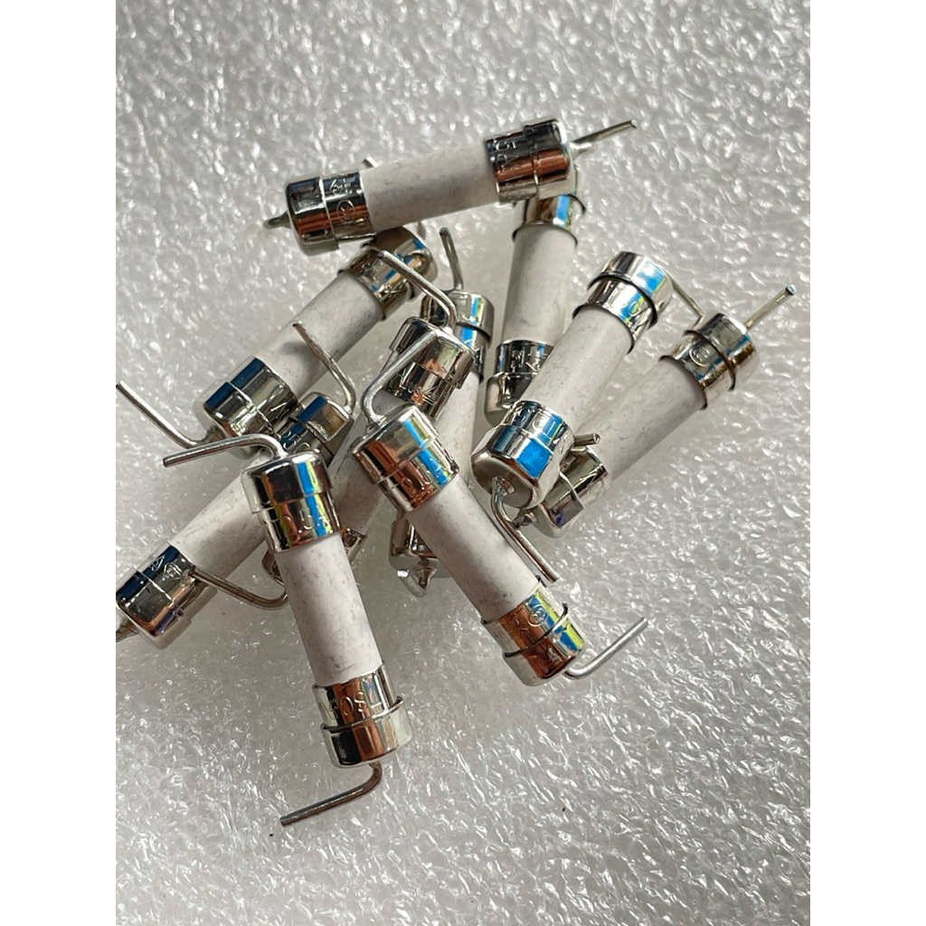 (แพ็ค10ตัว) ฟิวส์เซรามิก T2.5A 250VAC ขนาด 5x20mm มี 2 แบบให้เลือก Slow blow Fuse T2.5AH 250V ฟิวส์ก