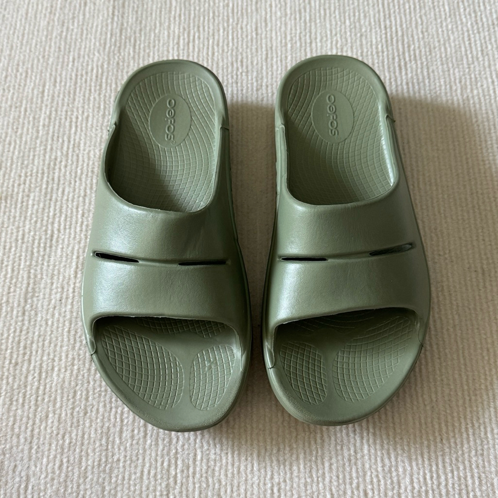OOFOS รองเท้าเพื่อสุขภาพมือสองของแท้ ไม่มีกล่อง sz.40